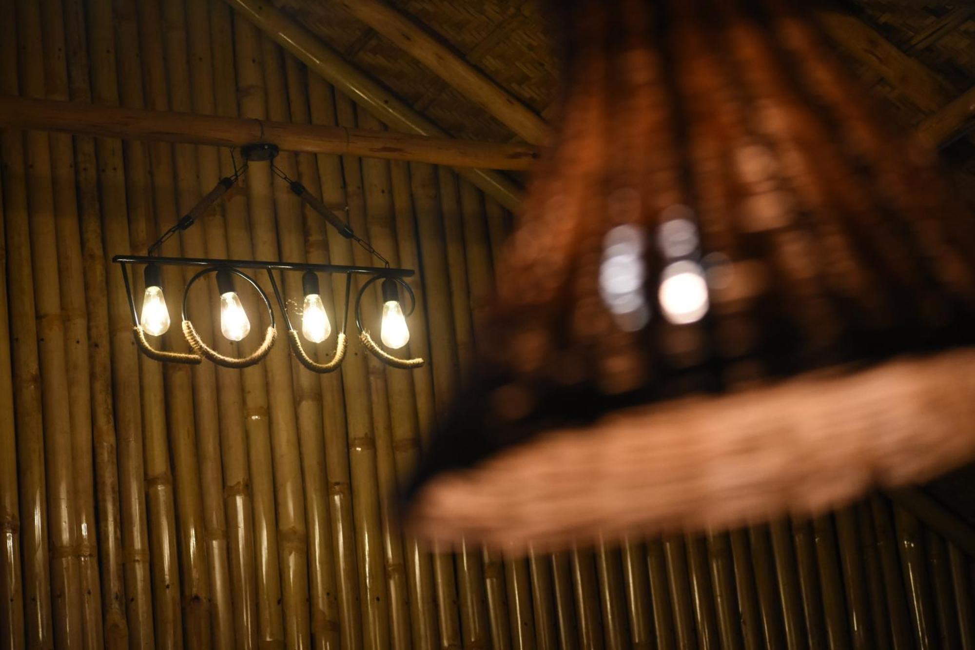 Mowgli'S Cafe Hampi & Guest House エクステリア 写真